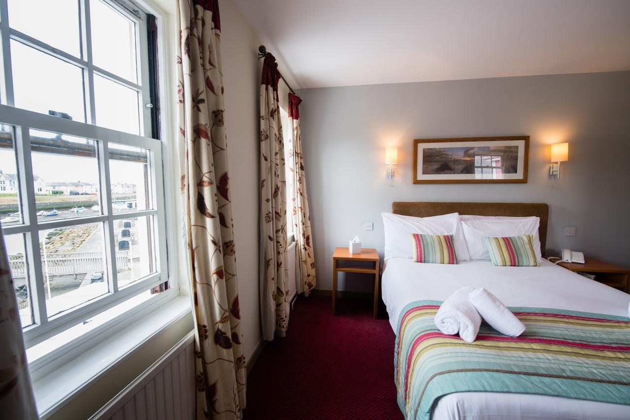 Monachty Hotel Аберерън Екстериор снимка