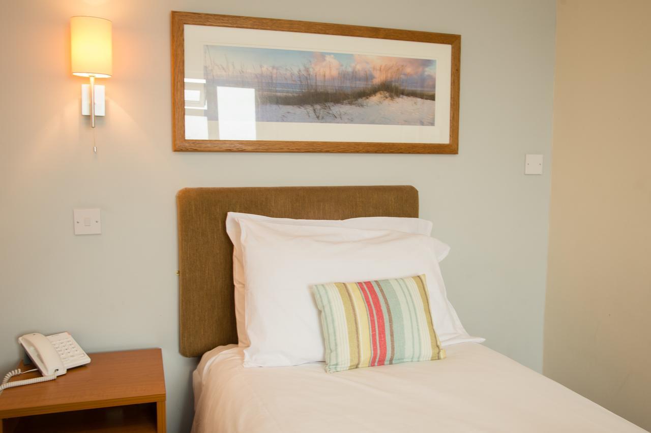 Monachty Hotel Аберерън Екстериор снимка